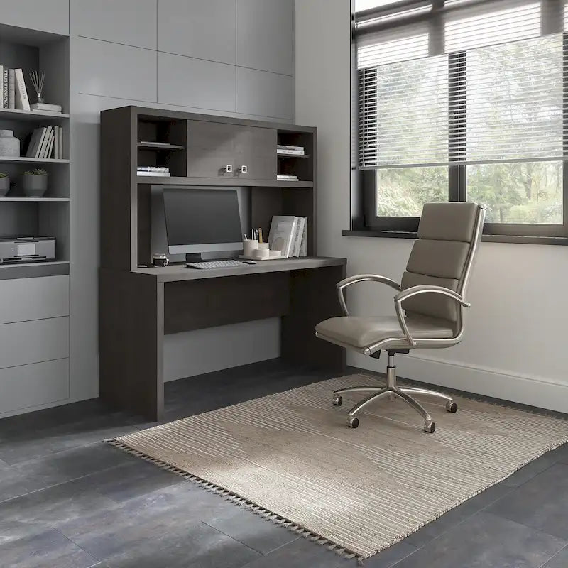 Bureau de 60 pouces avec étagère à livres