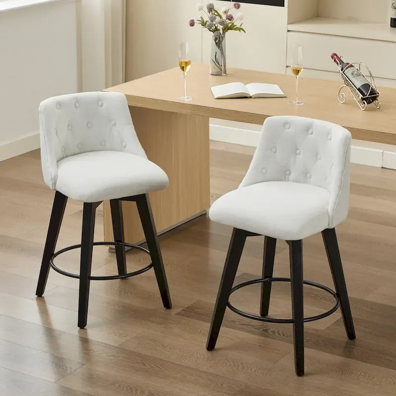 Tabourets de bar modernes pivotants en lin capitonné (lot de 2), avec dossier à boutons touffetés et cadre en bois massif