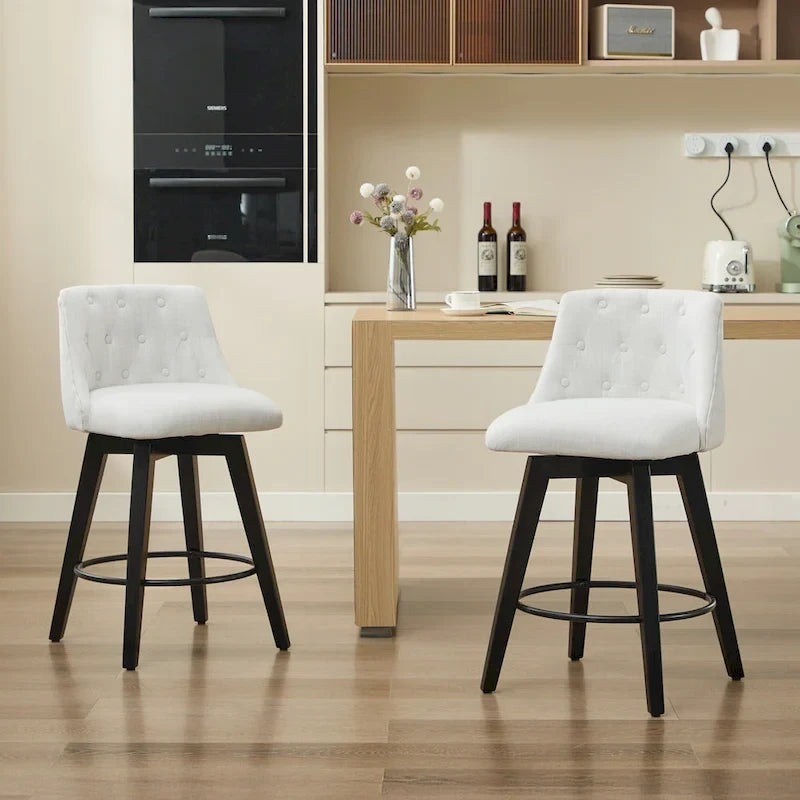 Tabourets de bar modernes pivotants en lin capitonné (lot de 2), avec dossier à boutons touffetés et cadre en bois massif