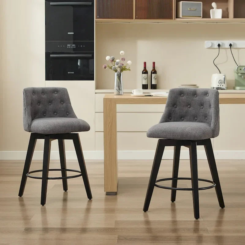 Tabourets de bar modernes pivotants en lin capitonné (lot de 2), avec dossier à boutons touffetés et cadre en bois massif