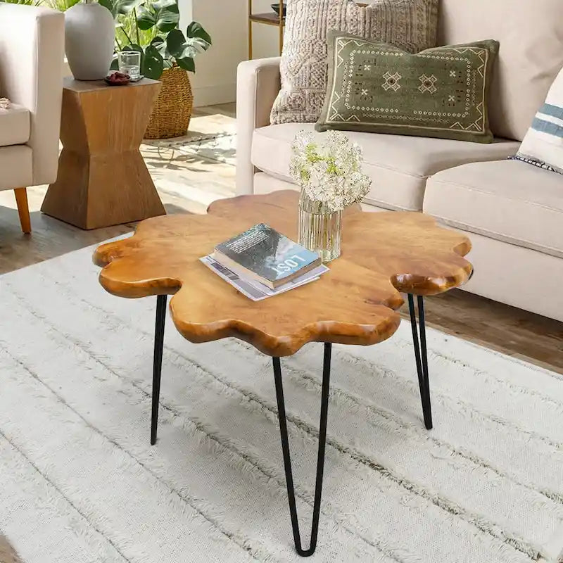 Table basse en bois massif à quatre panneaux avec pieds épingles