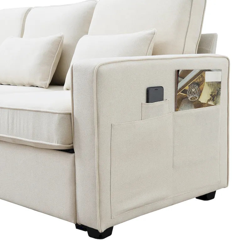 Canapé rembourré avec console, deux porte-gobelets et deux ports USB prenant en charge la recharge filaire ou sans fil ; style minimaliste moderne.