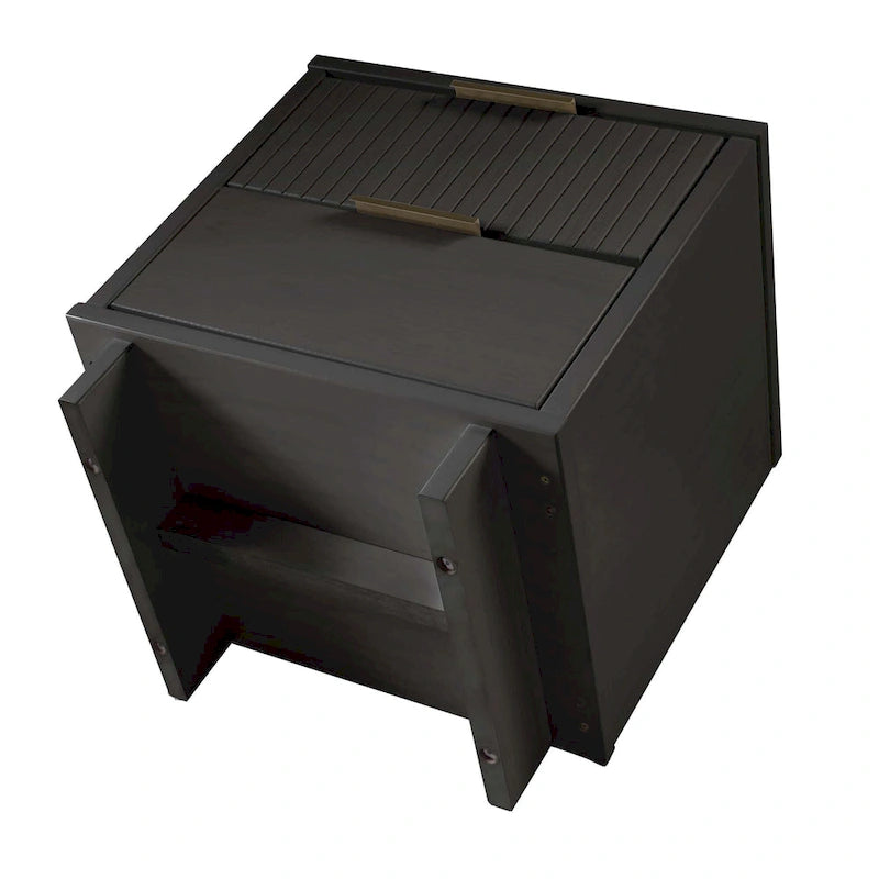 Ensemble de 2 tables de chevet médiévales en bois massif à double tiroir