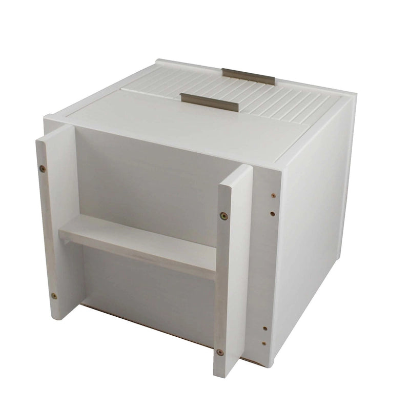 Ensemble de 2 tables de chevet médiévales en bois massif à double tiroir