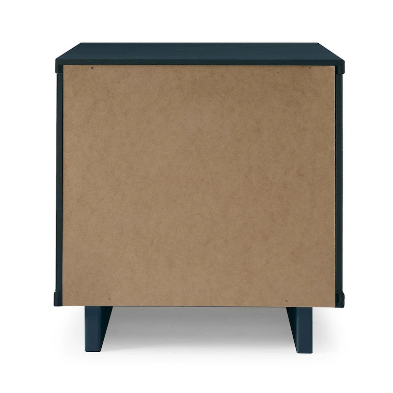 Ensemble de 2 tables de chevet médiévales en bois massif à double tiroir