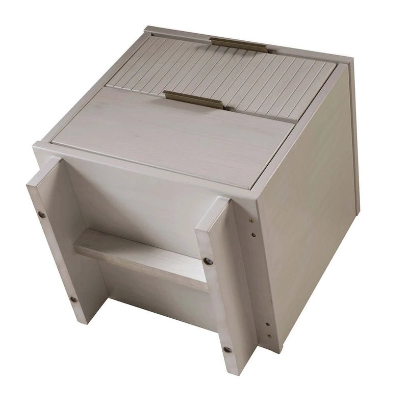 Ensemble de 2 tables de chevet médiévales en bois massif à double tiroir