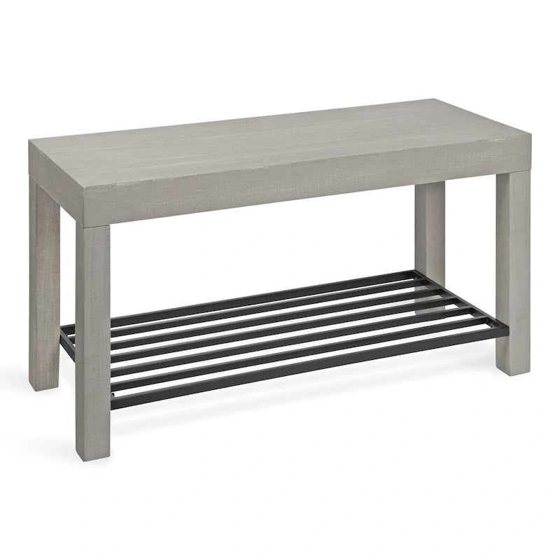Banc à l'entrée de la ferme