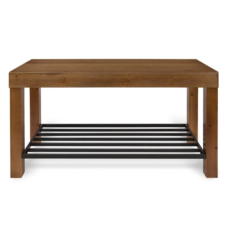 Banc à l'entrée de la ferme