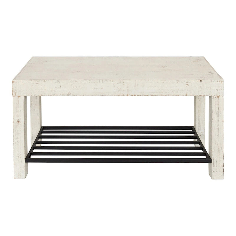 Banc à l'entrée de la ferme